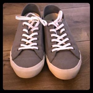 SeaVees Sneakers
